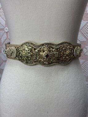 Vintage Ornate Gold Tone Statement Belt Rhinestone Detail